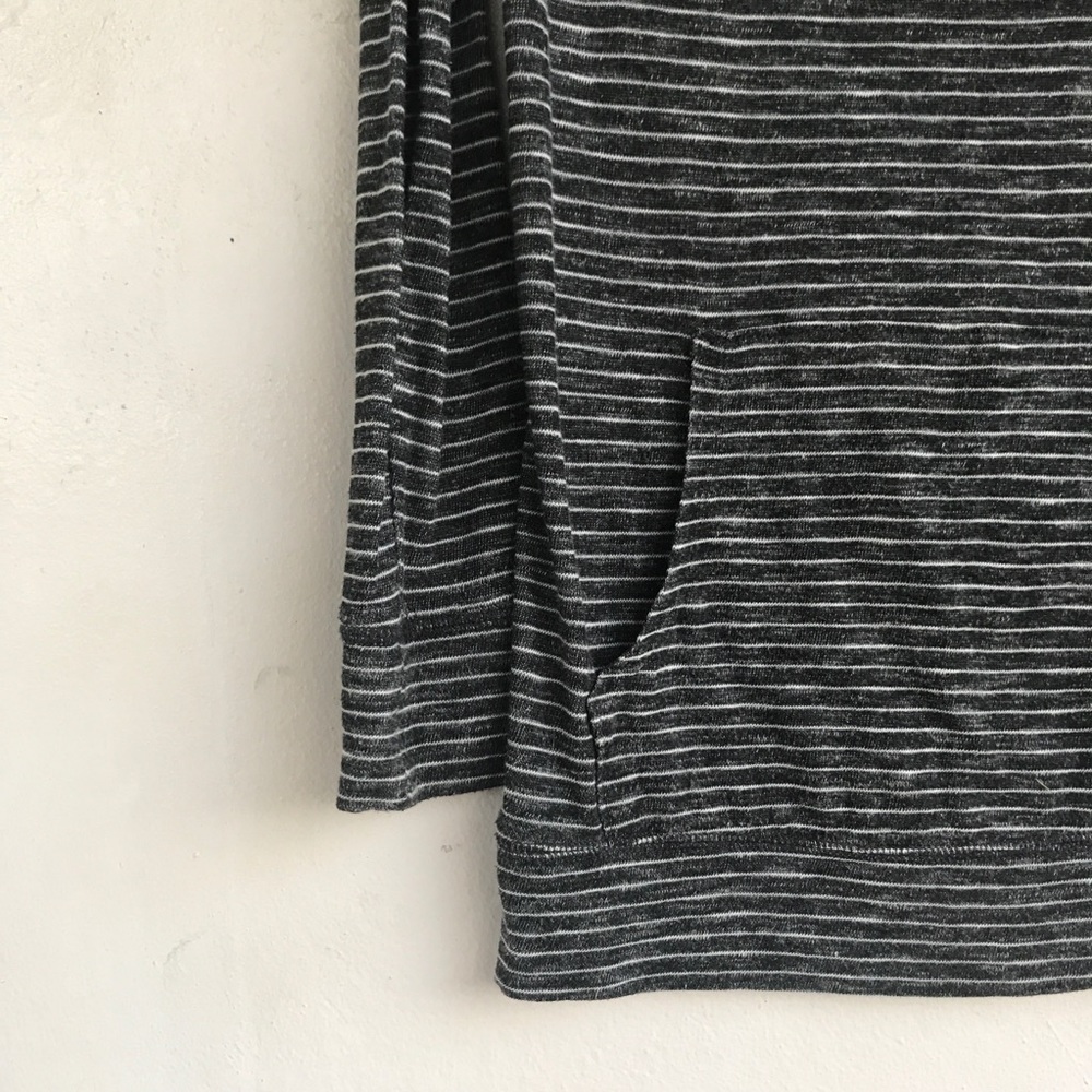 Sweater - Picture 2 of 4